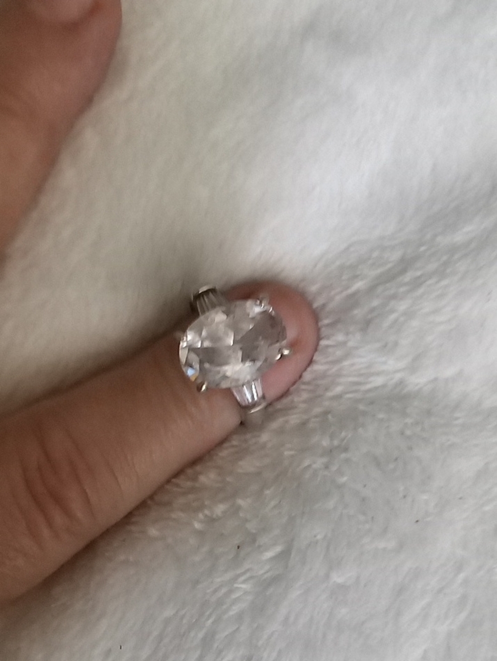 Vintage 925 Clear Oval Cocktail Ring in Silver